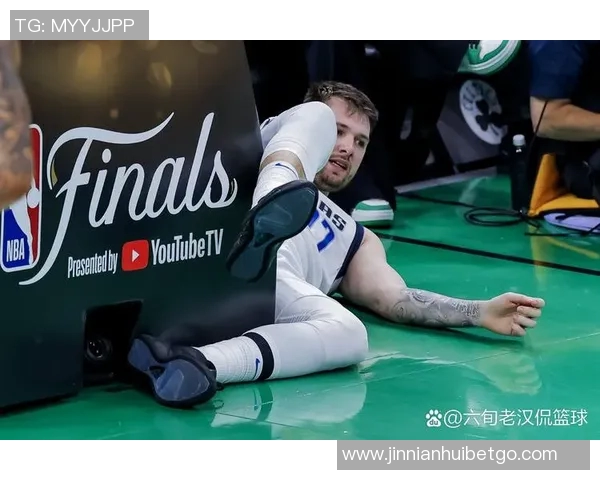 铁!普理查德表现低迷10投仅中2三分球命中率惨淡仅得8分5篮板6助攻 铁!普理查德表现低迷10投仅中2三分球命中率惨淡仅得8分5篮板6助攻