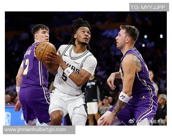 开拓者掌握杯赛主动权战胜马刺即可晋级淘汰赛