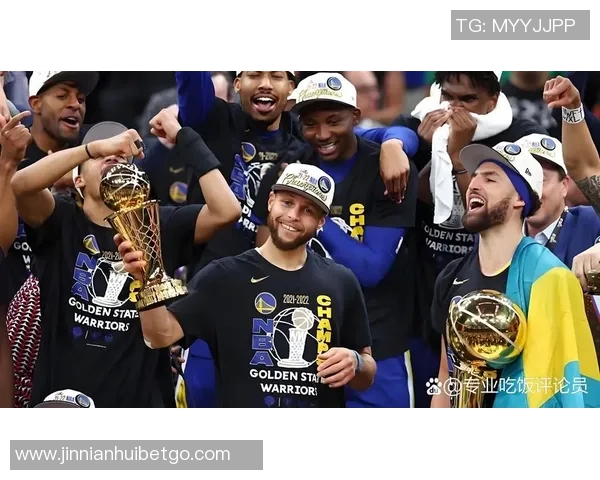 库里以37岁304天的年龄创下连续8场得分超过25分的历史纪录