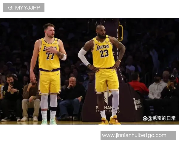 湖人快船之争再升级雷迪克谈道奇球场遭遇嘘声经历 湖人快船之争再升级雷迪克谈道奇球场遭遇嘘声经历